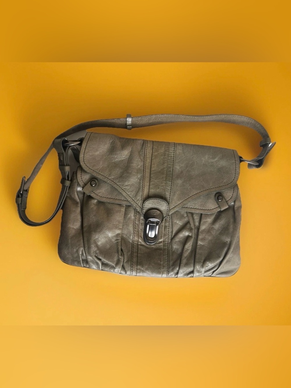 Francesco Biasia Vintage Olive Green Leather Shoulder Satchel Hobo Push-Lock Bag